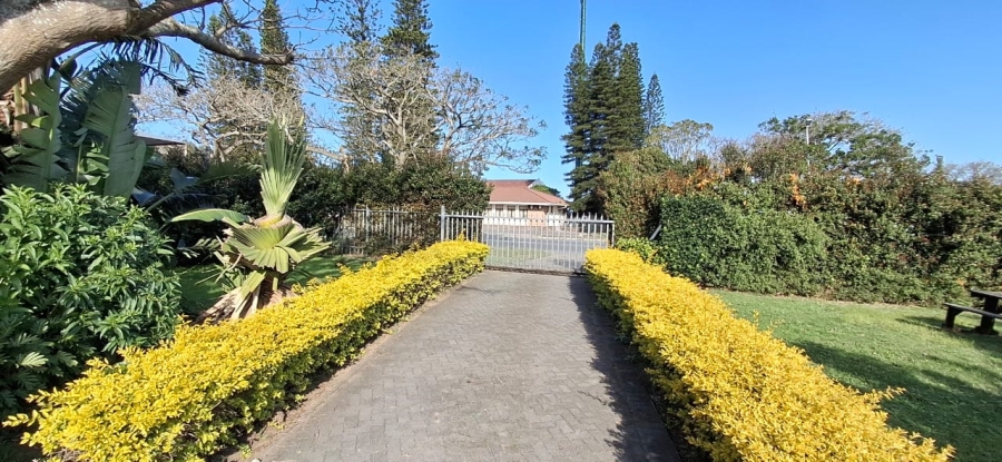 5 Bedroom Property for Sale in Gonubie North Eastern Cape